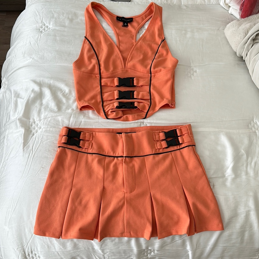 Dolls kill no vacancy orange set two piece size medium